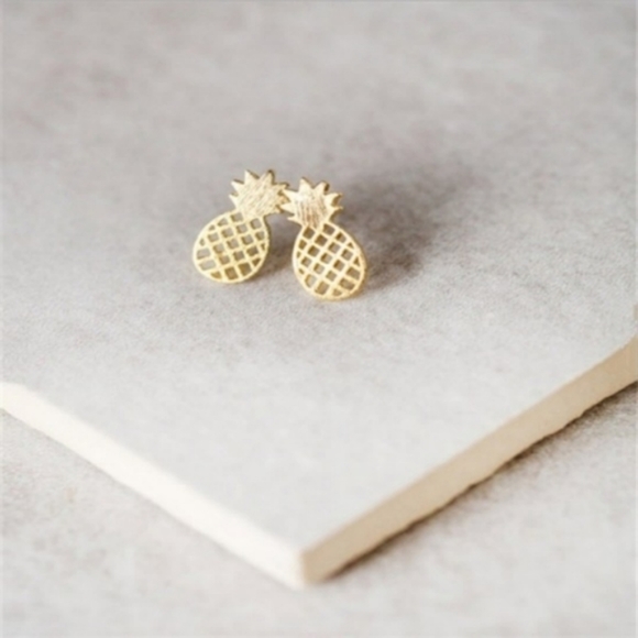 14k Gold Plated Pineapple Stud Earrings - Picture 1 of 2